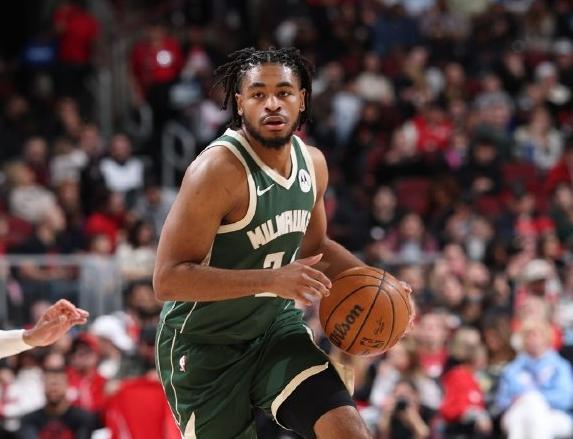 vip 注册地址-把雄鹿坑了！卡梅伦-托马斯投篮命中率只有25.6%，难怪篮网不要他