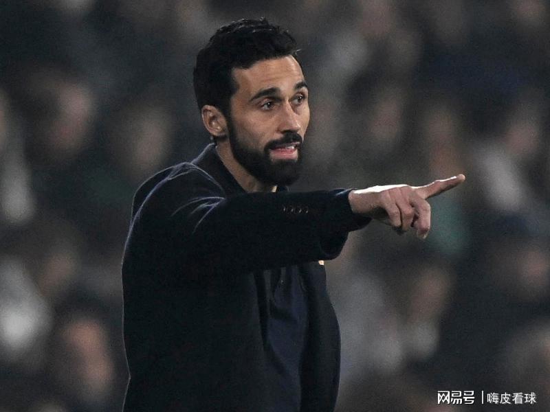 体育赛事-曼联悬了？英超一夜变天，第五名还能参加欧冠吗？