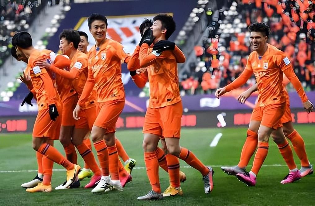 体育赛事-意外！鲁能为何在热身赛表现越差到了正赛就表现越好，引发热议